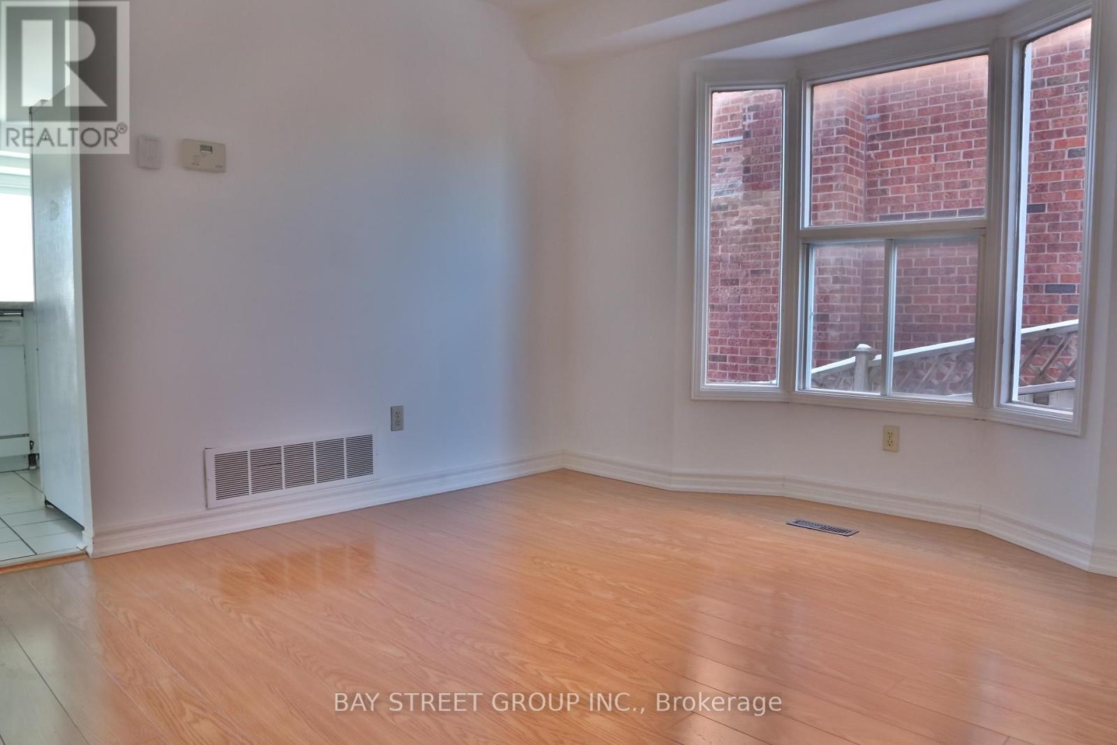 24 Militia Trail, Markham (Buttonville), Ontario  L3R 9H6 - Photo 11 - N12693624