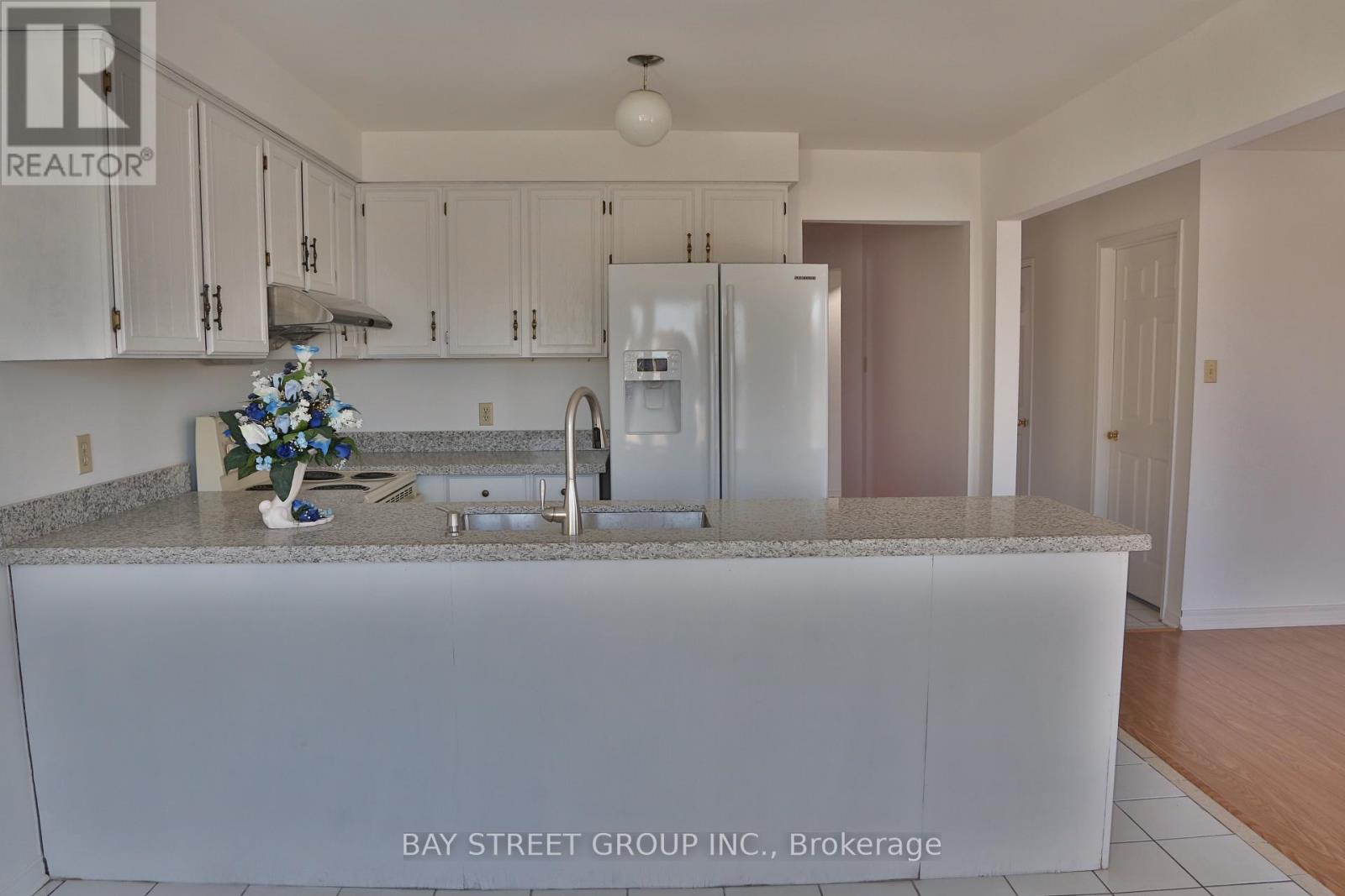 24 Militia Trail, Markham (Buttonville), Ontario  L3R 9H6 - Photo 2 - N12693624