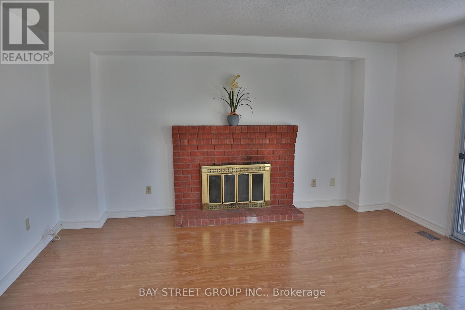 24 Militia Trail, Markham (Buttonville), Ontario  L3R 9H6 - Photo 4 - N12693624