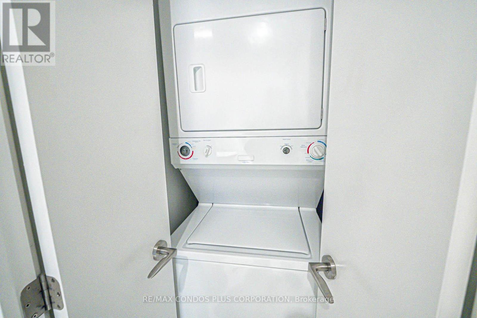 424 - 75 Portland Street, Toronto, Ontario  M5V 2M9 - Photo 18 - C12693174