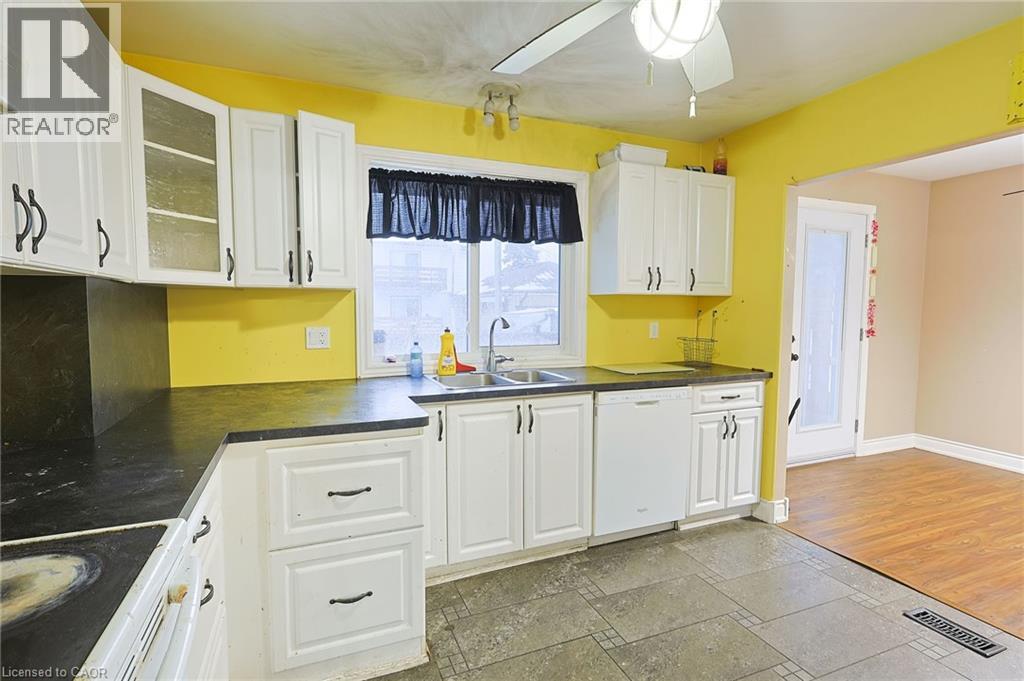 122 Fundy Avenue, London, Ontario  N5W 1R9 - Photo 9 - 40797495