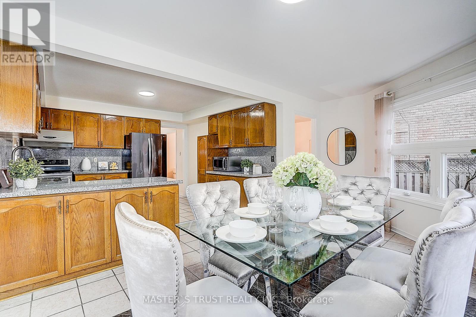 3488 Africa Crescent, Mississauga, Ontario  L5B 3V4 - Photo 14 - W12693636