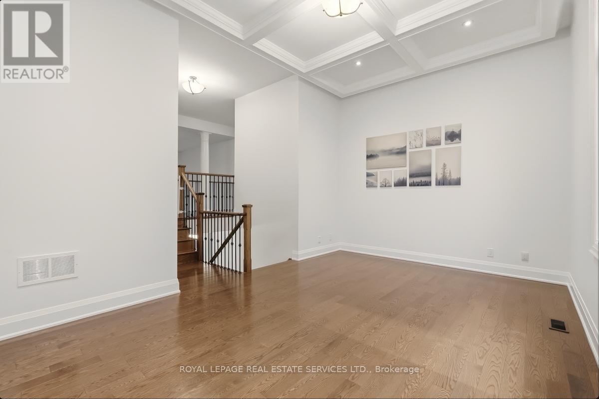 118 Coastline Drive, Brampton, Ontario  L6Y 0S4 - Photo 10 - W12693648