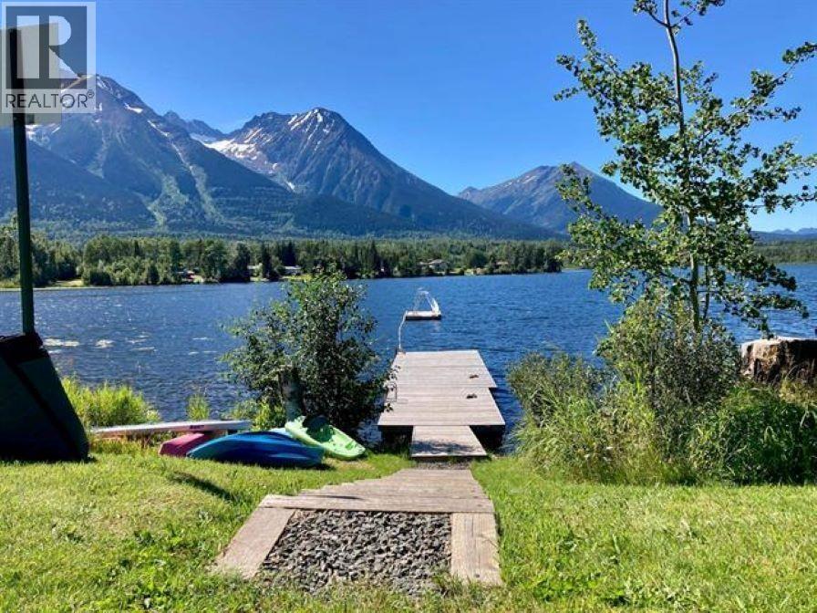 5 Aurora Avenue, Smithers, British Columbia  V0J 2N2 - Photo 8 - R3078703