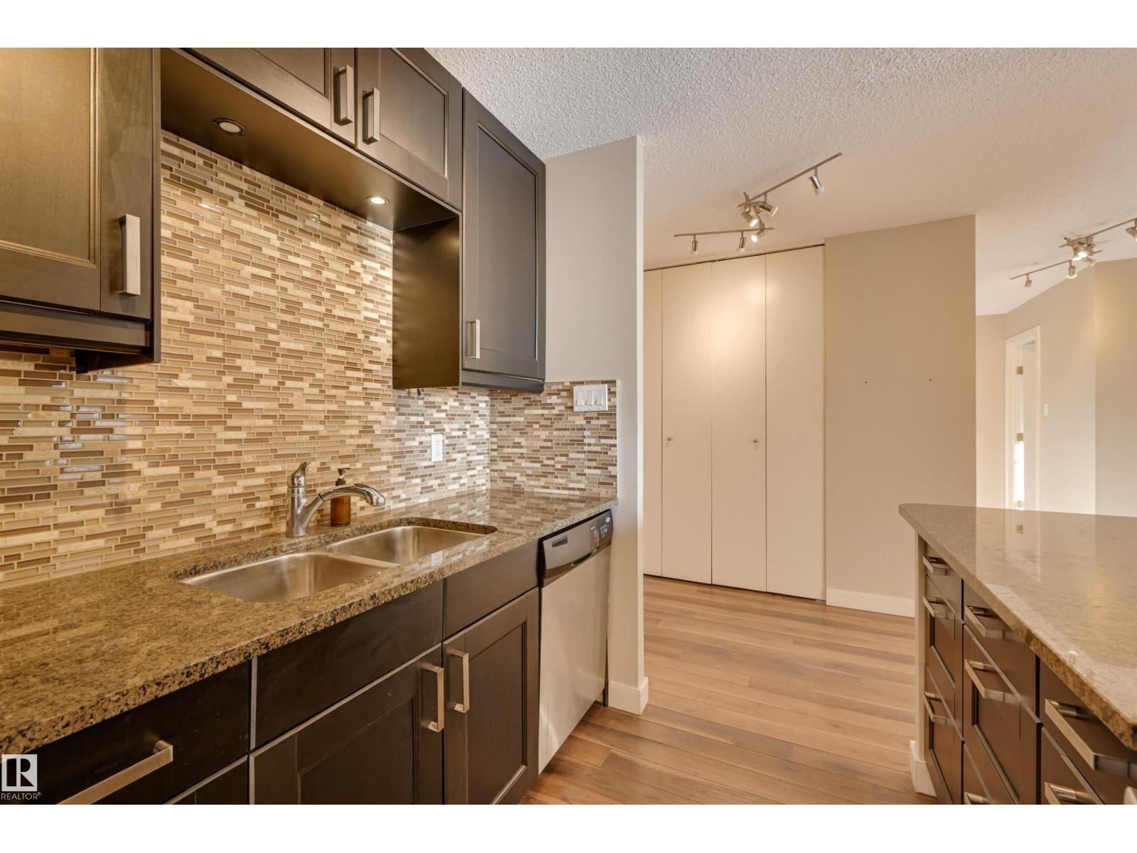 #406 12141 Jasper Av Nw, Edmonton, Alberta  T5N 3X8 - Photo 16 - E4467627