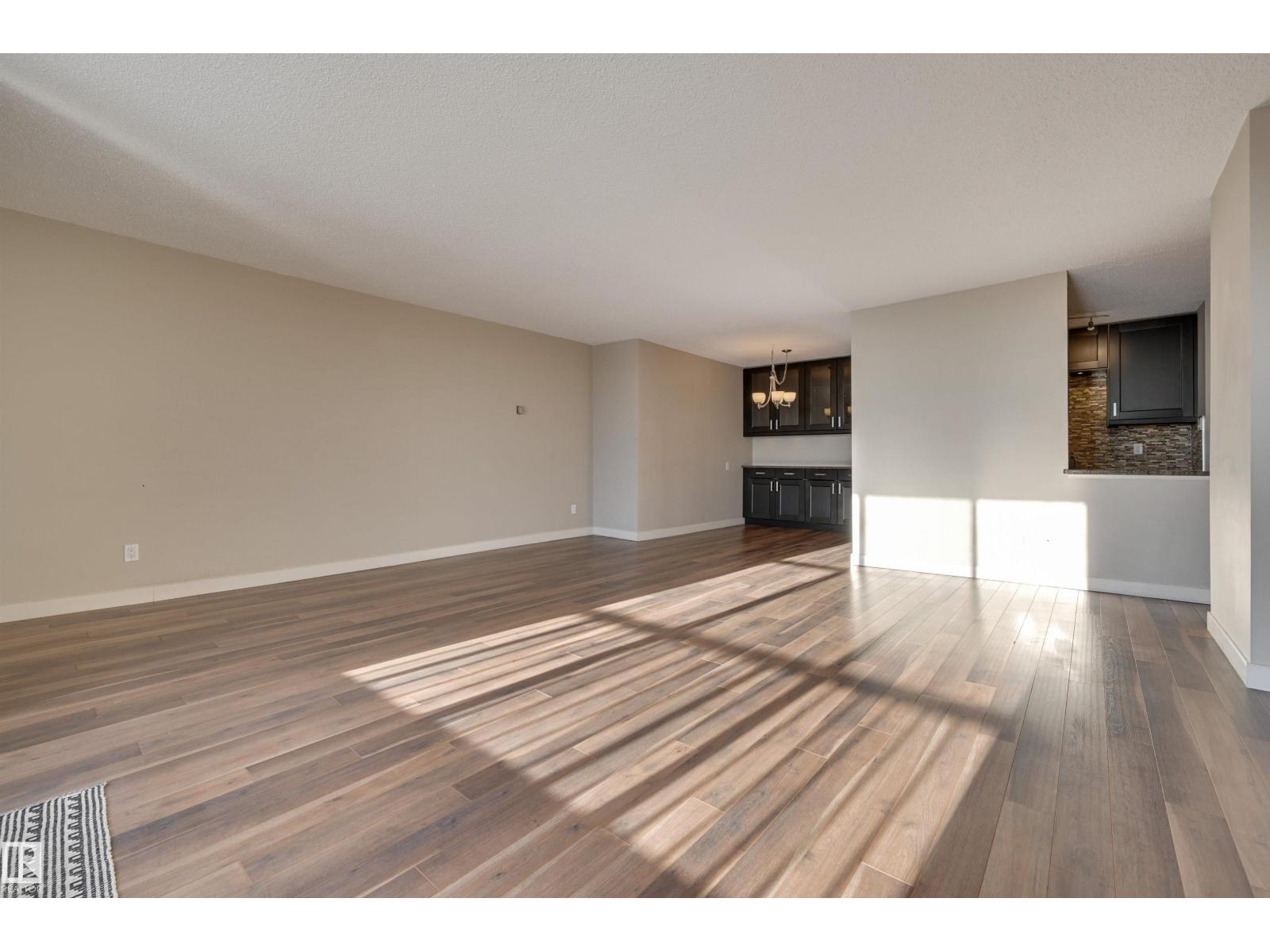 #406 12141 Jasper Av Nw, Edmonton, Alberta  T5N 3X8 - Photo 7 - E4467627