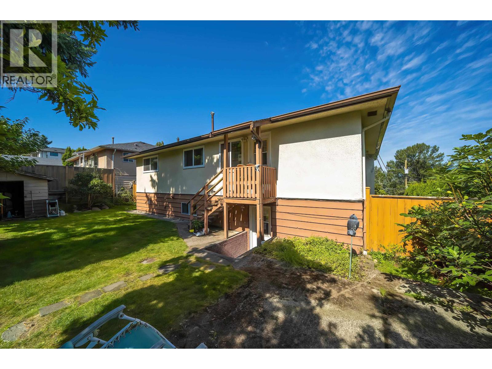 5130 Buxton Street, Burnaby, British Columbia  V5H 1J8 - Photo 8 - R3079285