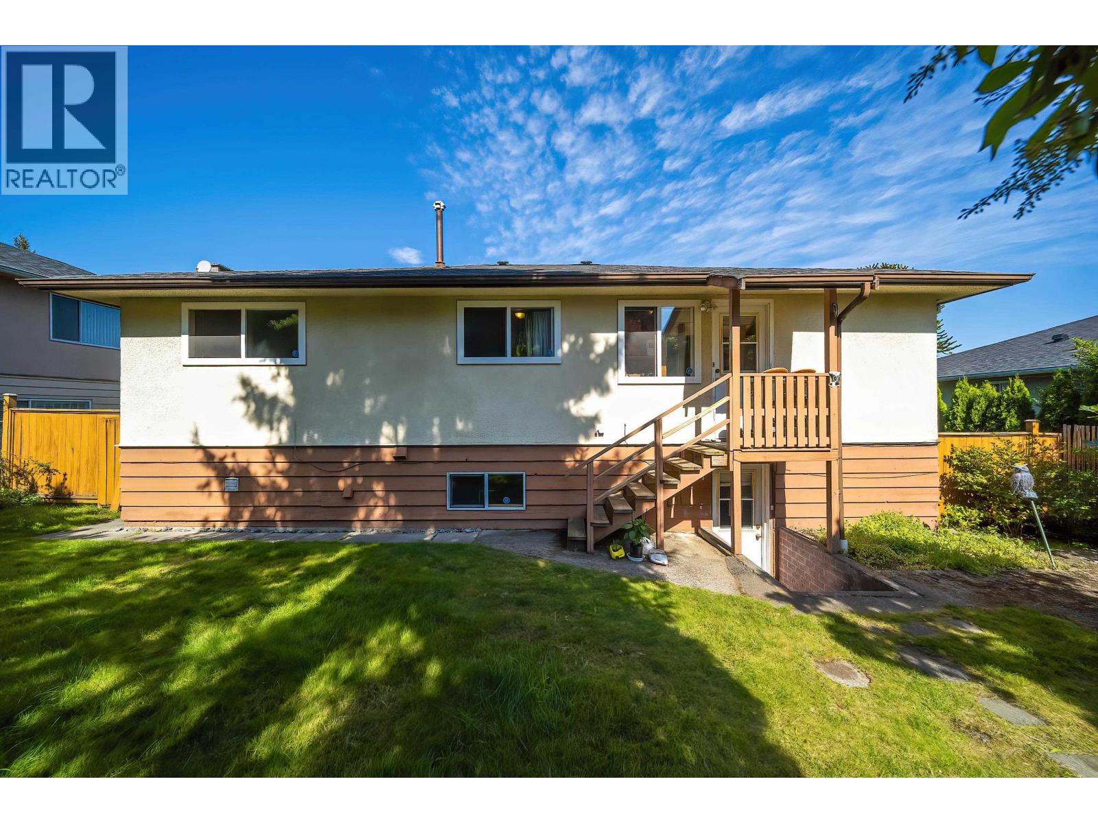 5130 Buxton Street, Burnaby, British Columbia  V5H 1J8 - Photo 6 - R3079285