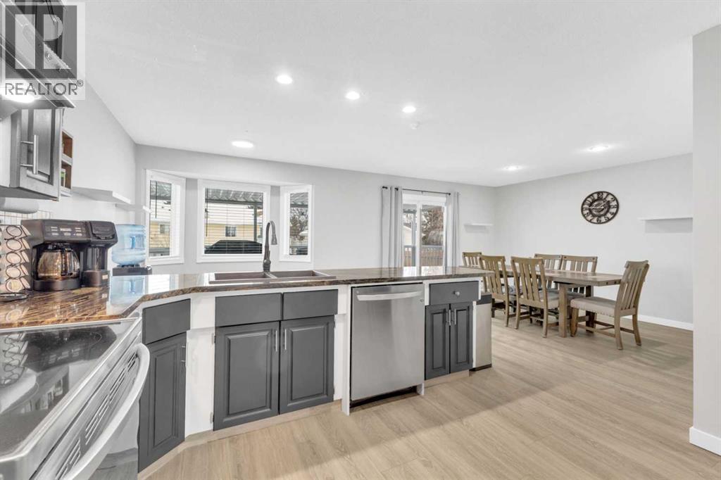 6006 57 Avenue, Ponoka, Alberta  T4J 1L2 - Photo 7 - A2278311