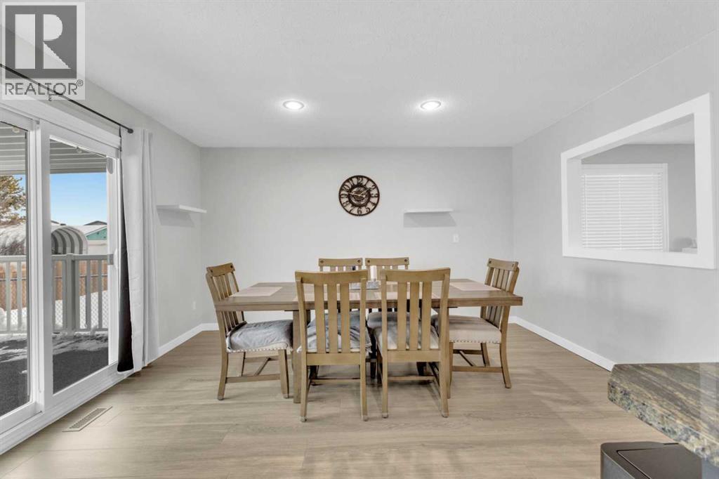 6006 57 Avenue, Ponoka, Alberta  T4J 1L2 - Photo 12 - A2278311