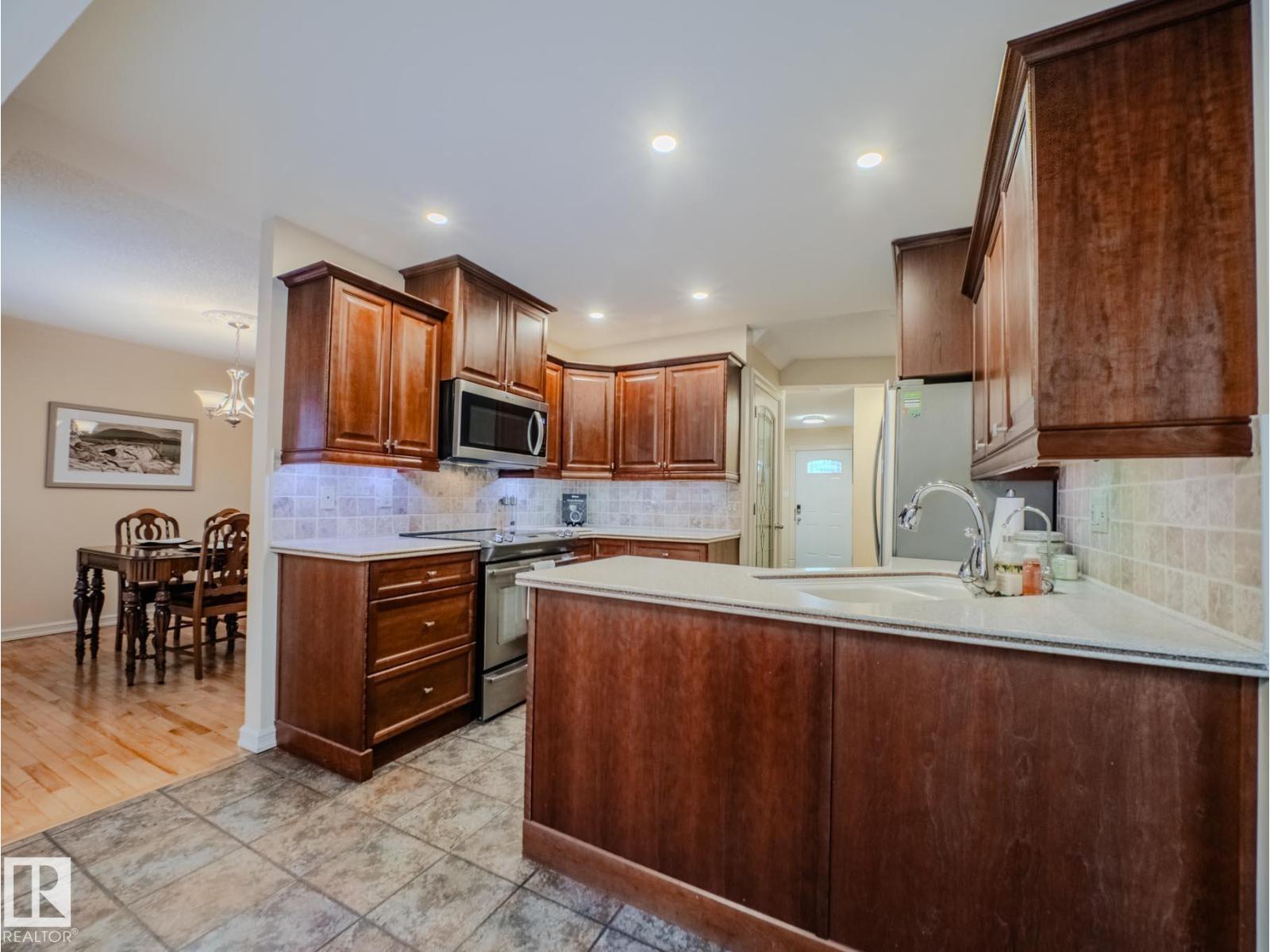 114 Meadowview Dr, Sherwood Park, Alberta  T8H 1M4 - Photo 17 - E4469930