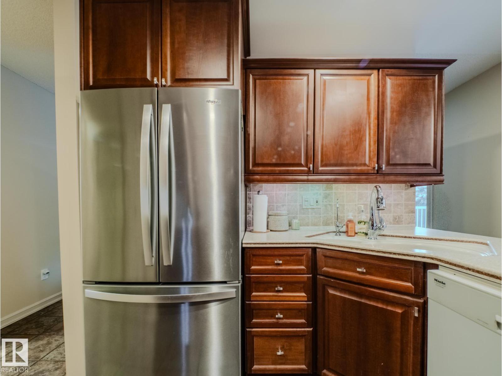 114 Meadowview Dr, Sherwood Park, Alberta  T8H 1M4 - Photo 19 - E4469930