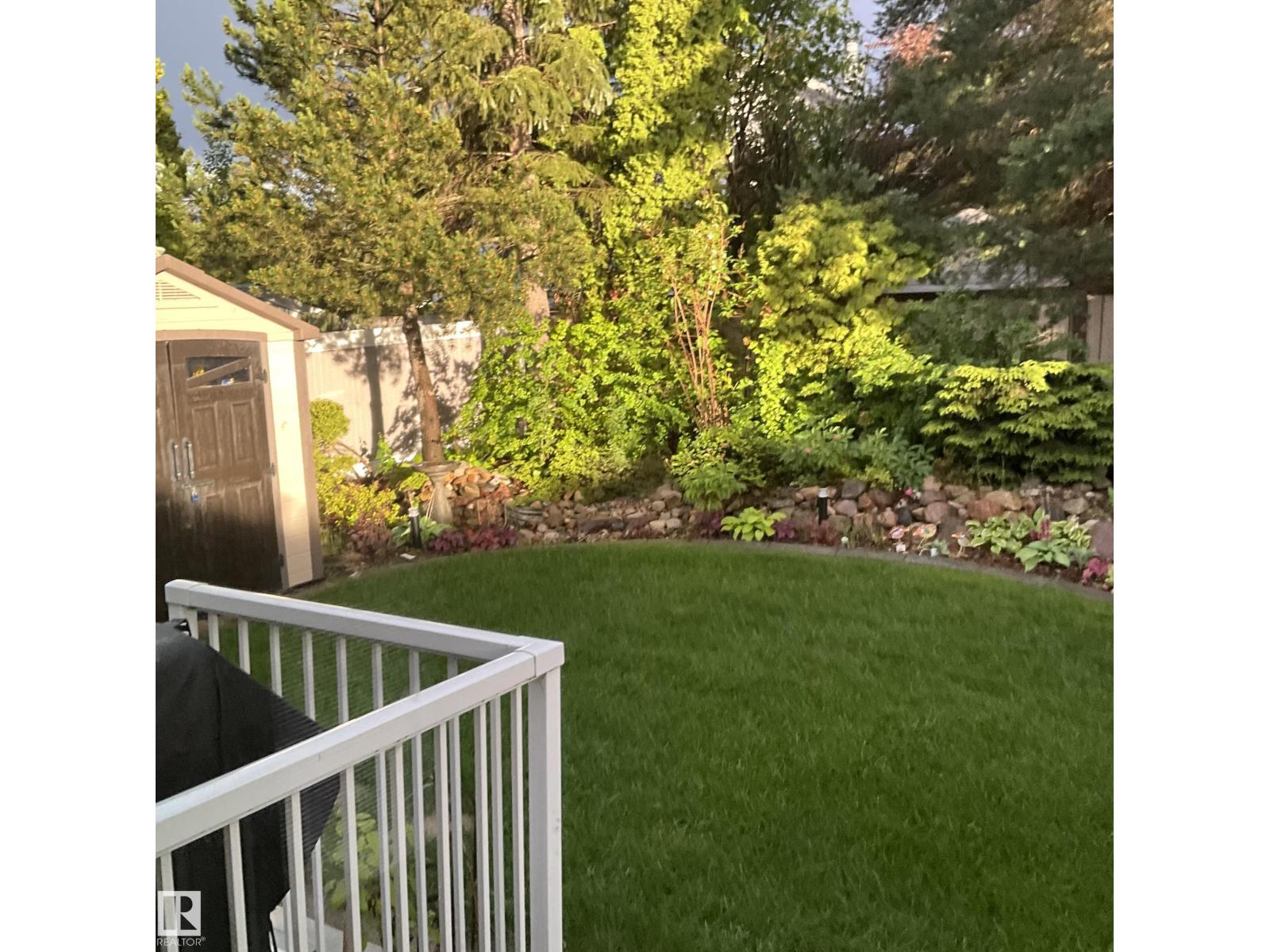 114 Meadowview Dr, Sherwood Park, Alberta  T8H 1M4 - Photo 3 - E4469930