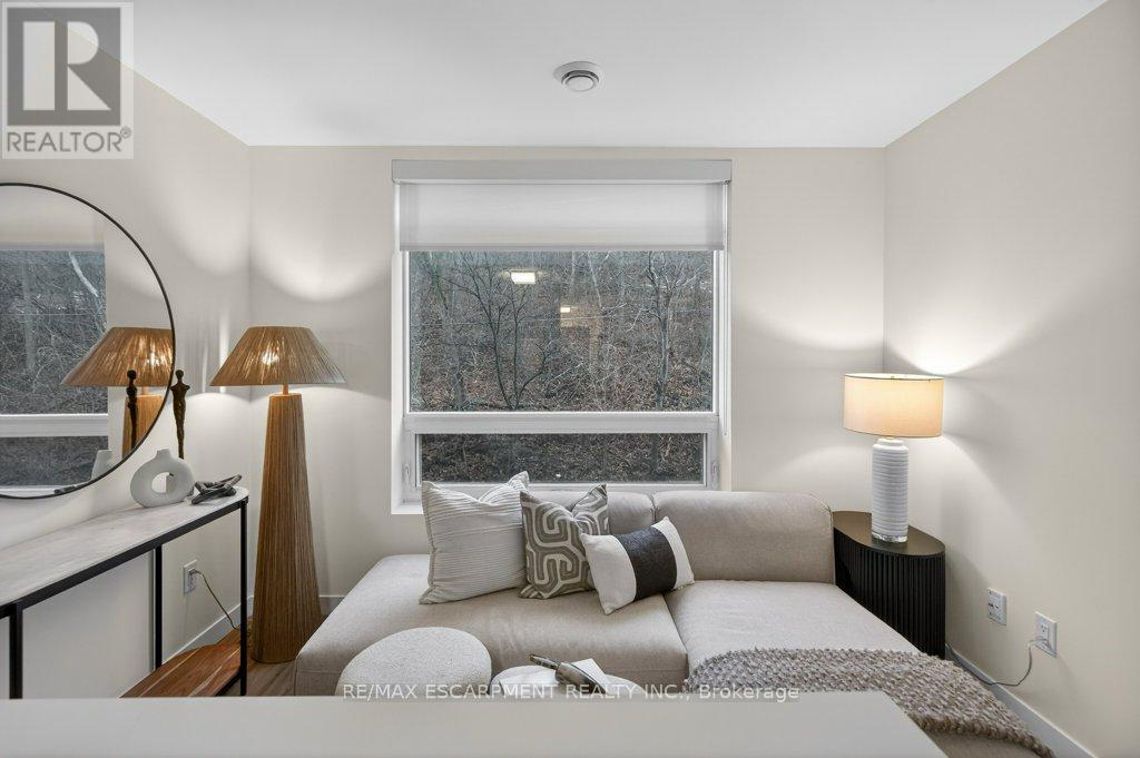 209 - 479 Charlton Avenue E, Hamilton, Ontario  L8N 0B4 - Photo 32 - X12693632