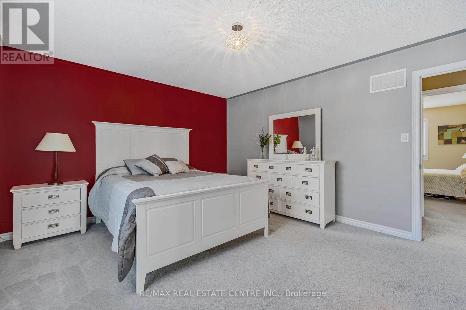 904 O'reilly Crescent, Shelburne, Ontario  L9V 2S7 - Photo 19 - X12693634