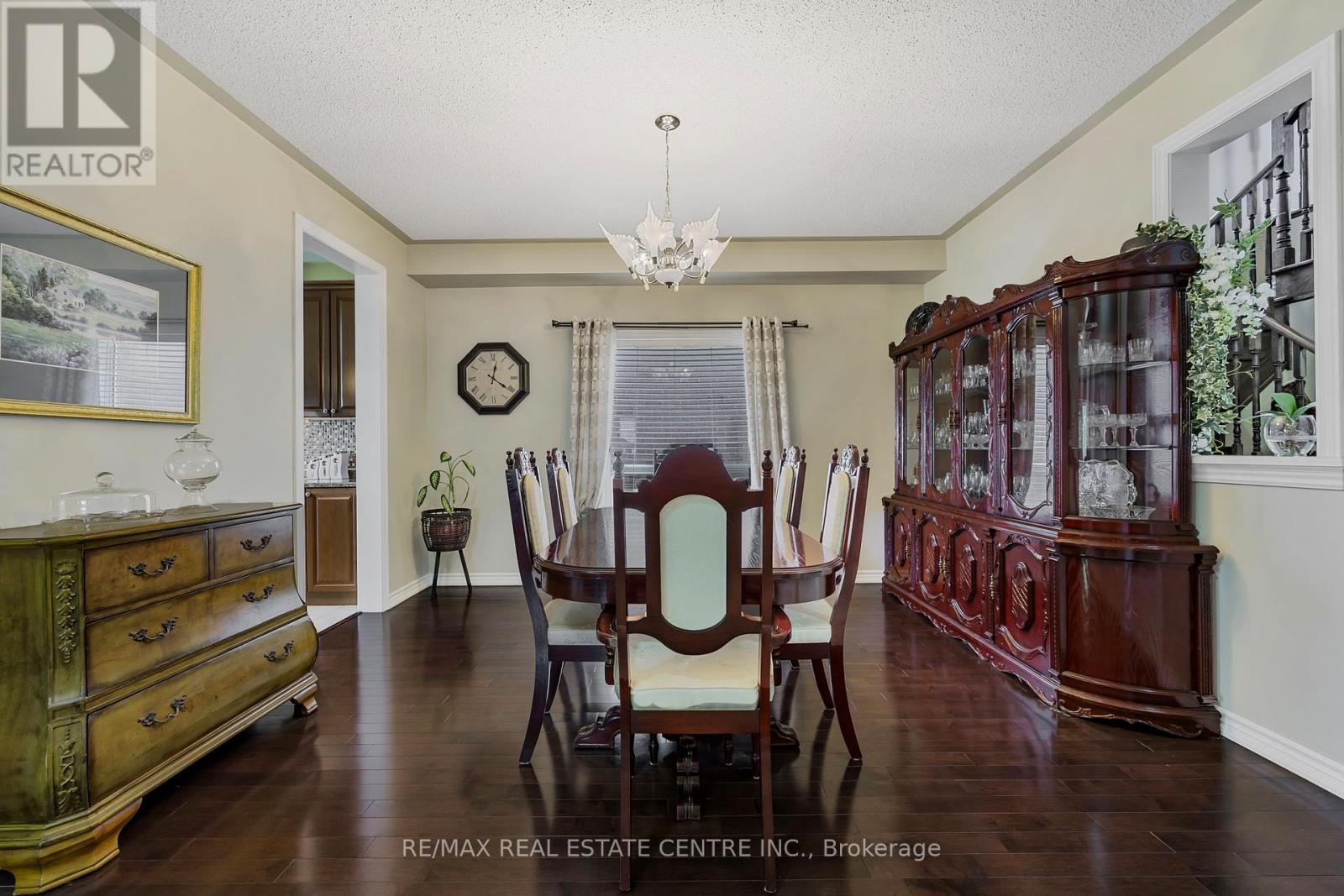 904 O'reilly Crescent, Shelburne, Ontario  L9V 2S7 - Photo 6 - X12693634