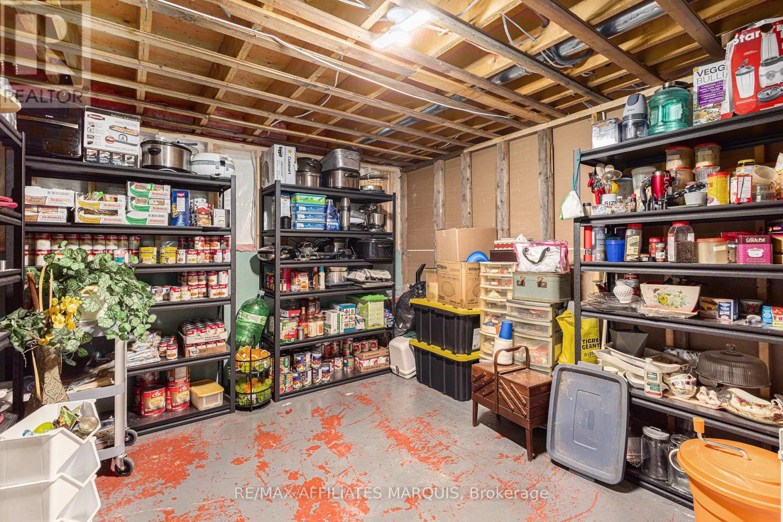 7349 Roger Stevens Drive, Montague, Ontario  K7A 4S6 - Photo 14 - X12452711