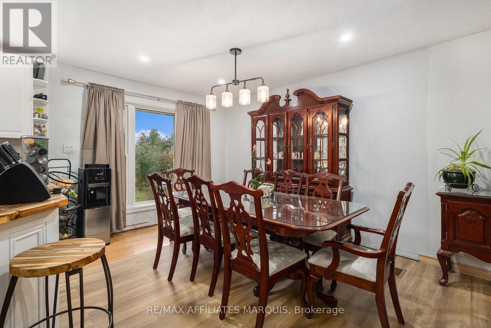 7349 Roger Stevens Drive, Montague, Ontario  K7A 4S6 - Photo 6 - X12452711