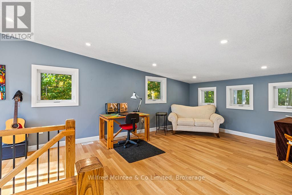 78 Indian Trail, South Bruce Peninsula, Ontario  N0H 2T0 - Photo 37 - X12693714