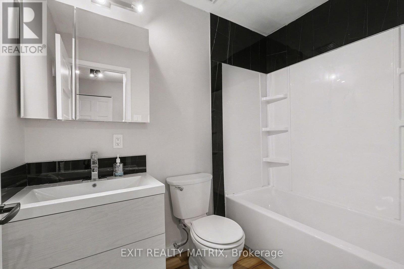 18 - 770 St Jean Street E, Casselman, Ontario K0A 1M0 - Photo 14 - X12693680