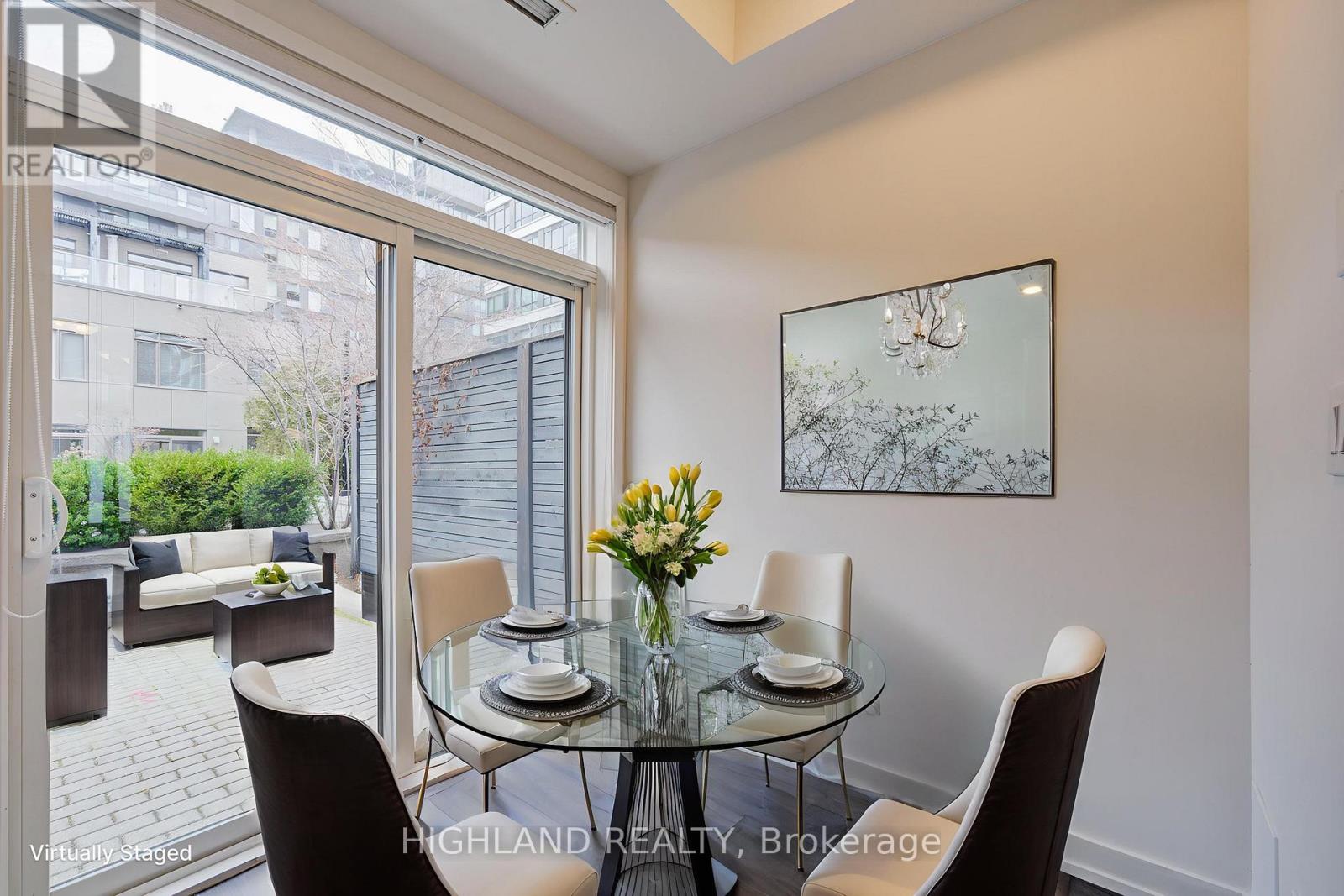 62 St David Street, Toronto, Ontario  M5A 0P3 - Photo 5 - C12690094