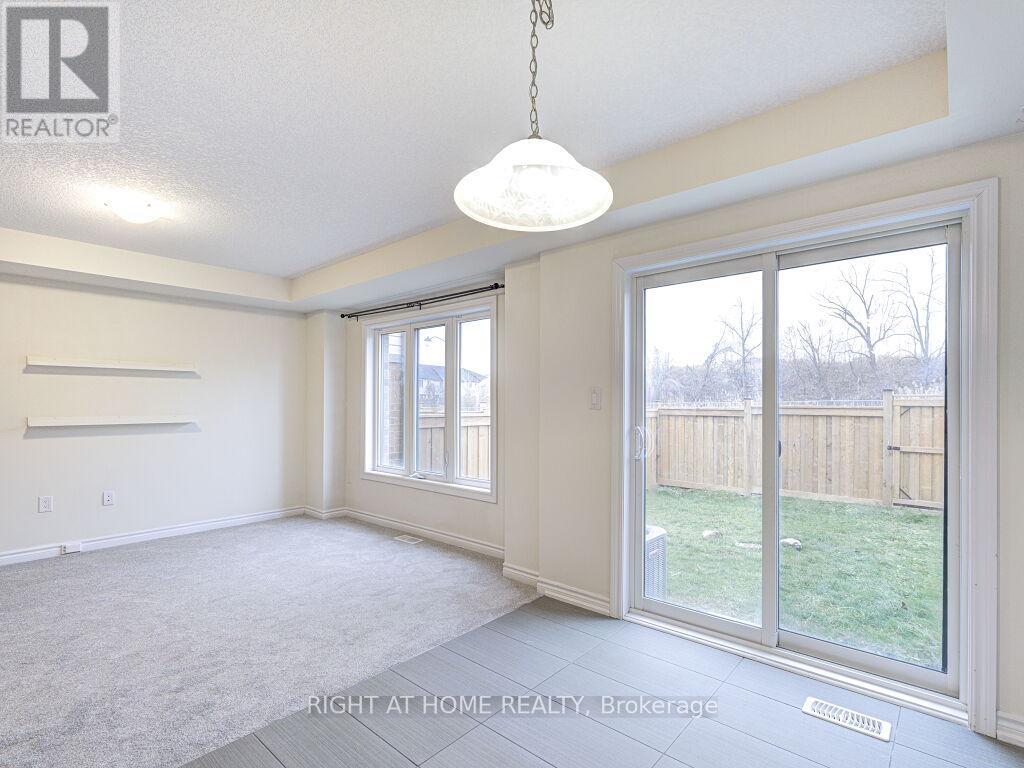 121 Scarletwood Street, Hamilton, Ontario  L8J 0K8 - Photo 19 - X12688118