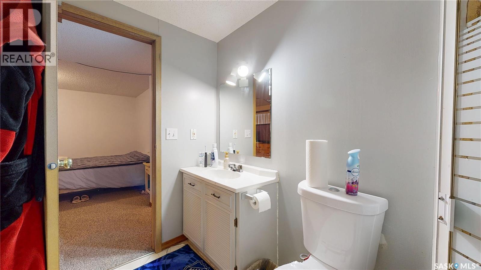 1018 Victory Crescent, Regina, Saskatchewan  S4N 6Y7 - Photo 32 - SK026767