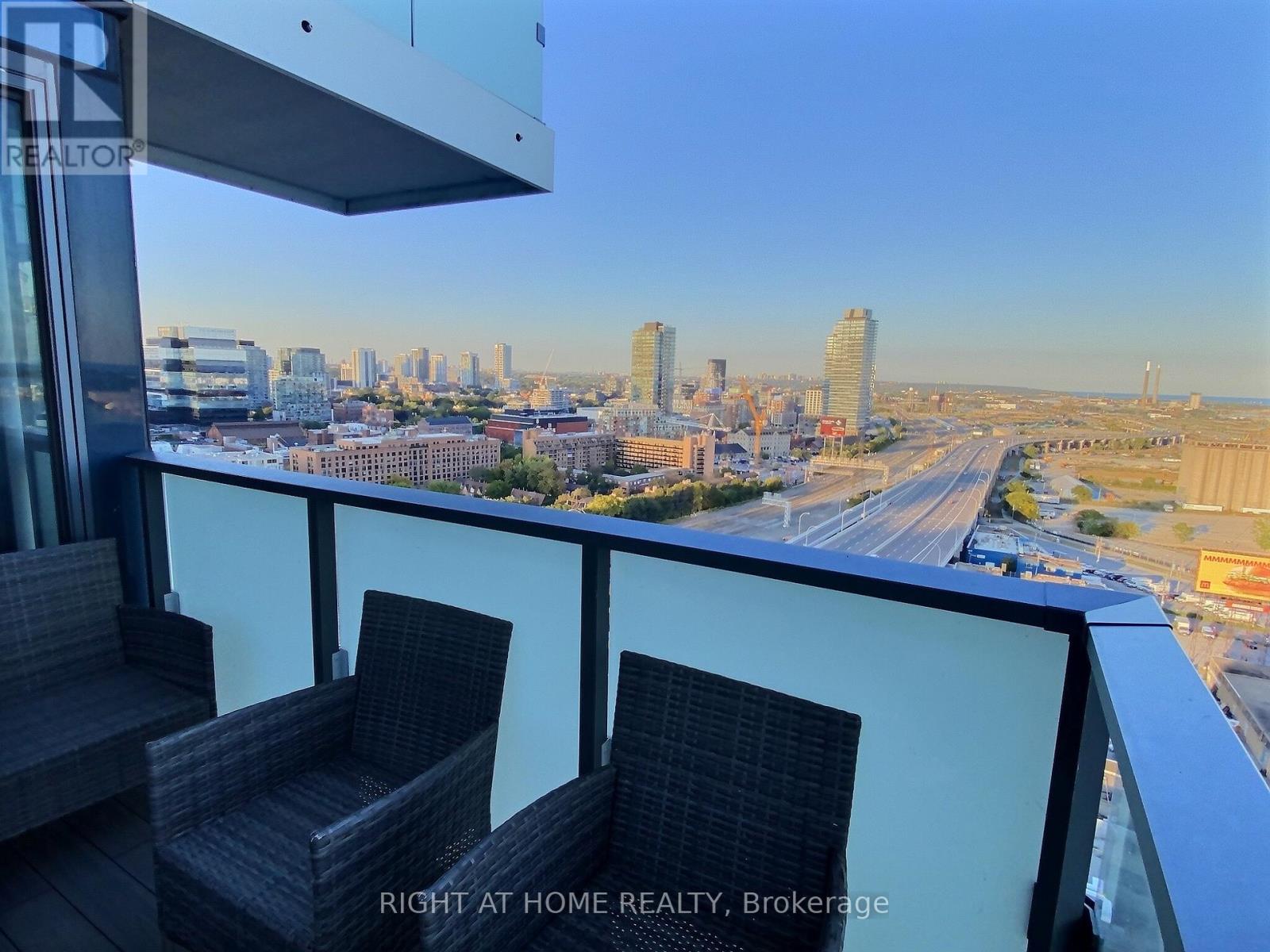 1905 - 16 Bonnycastle Street, Toronto, Ontario  M5A 4M6 - Photo 13 - C12693664