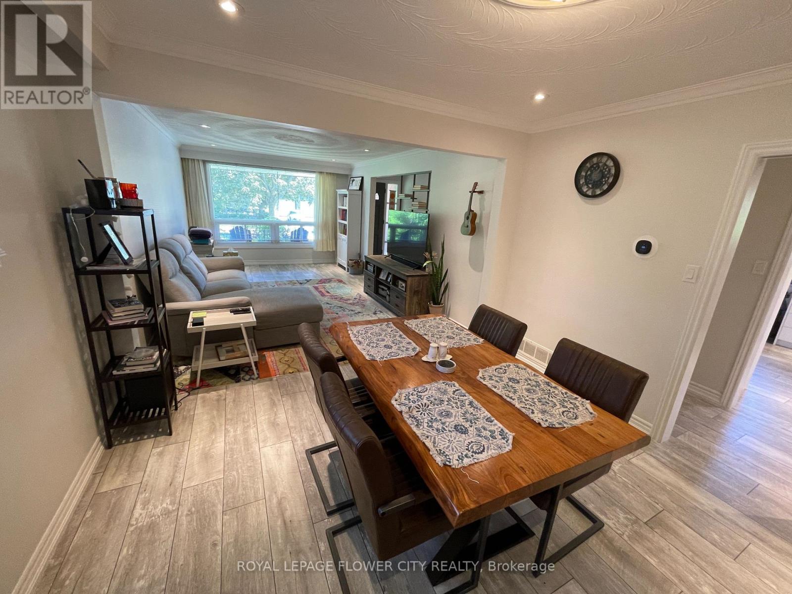 Main Level - 62 Edmonton Road, Toronto, Ontario  M2J 4T2 - Photo 5 - C12693670