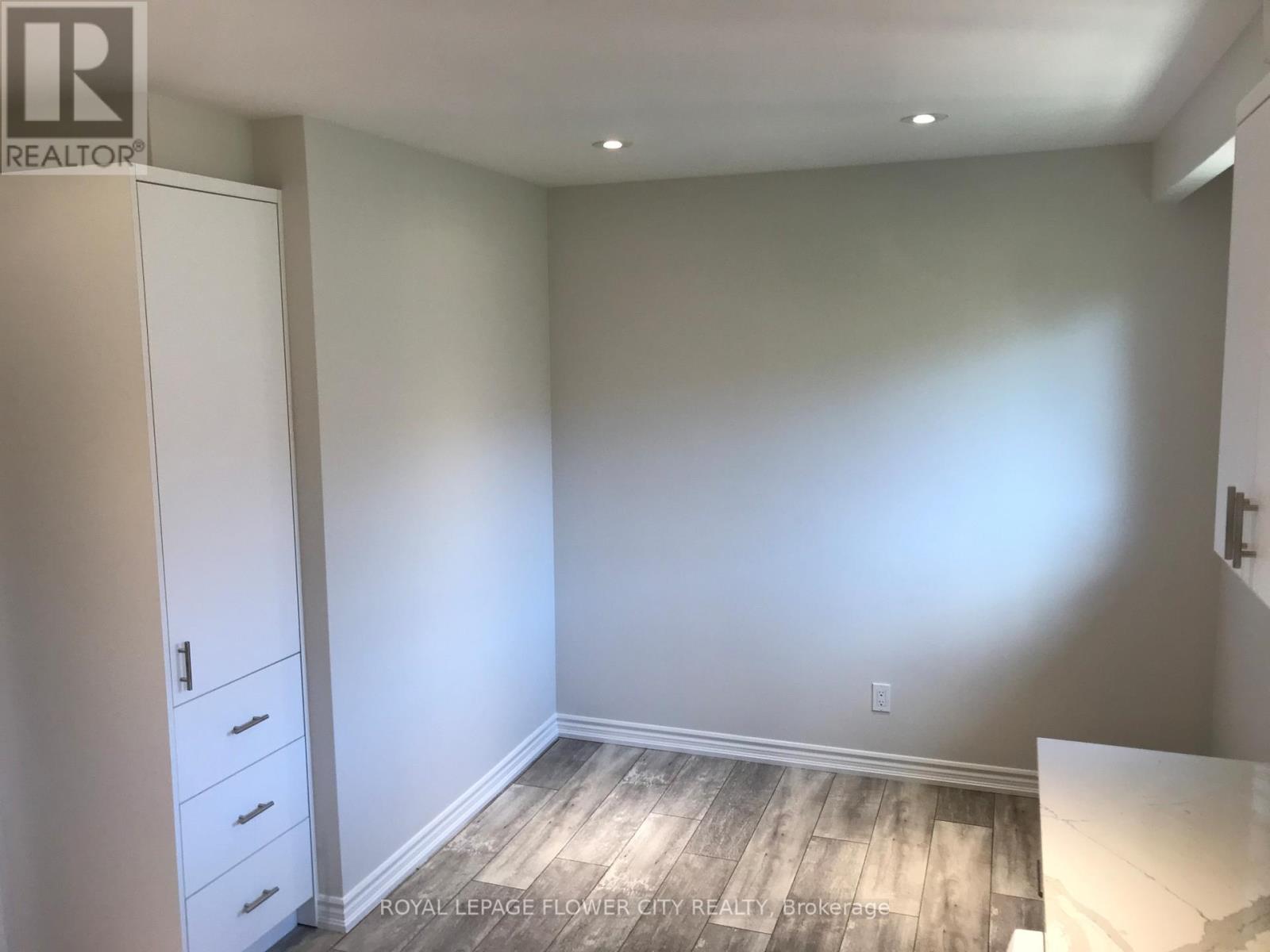 Main Level - 62 Edmonton Road, Toronto, Ontario  M2J 4T2 - Photo 8 - C12693670