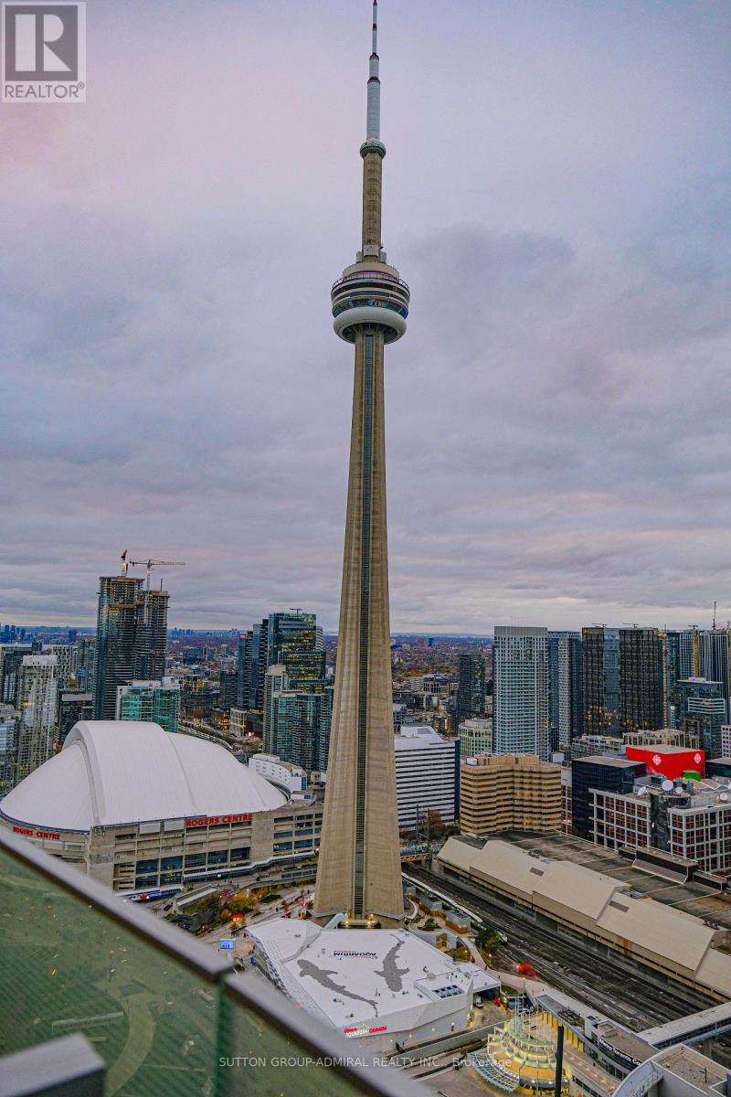 4908 - 12 York Street, Toronto (Waterfront Communities), Ontario  M5J 0A9 - Photo 13 - C12693676