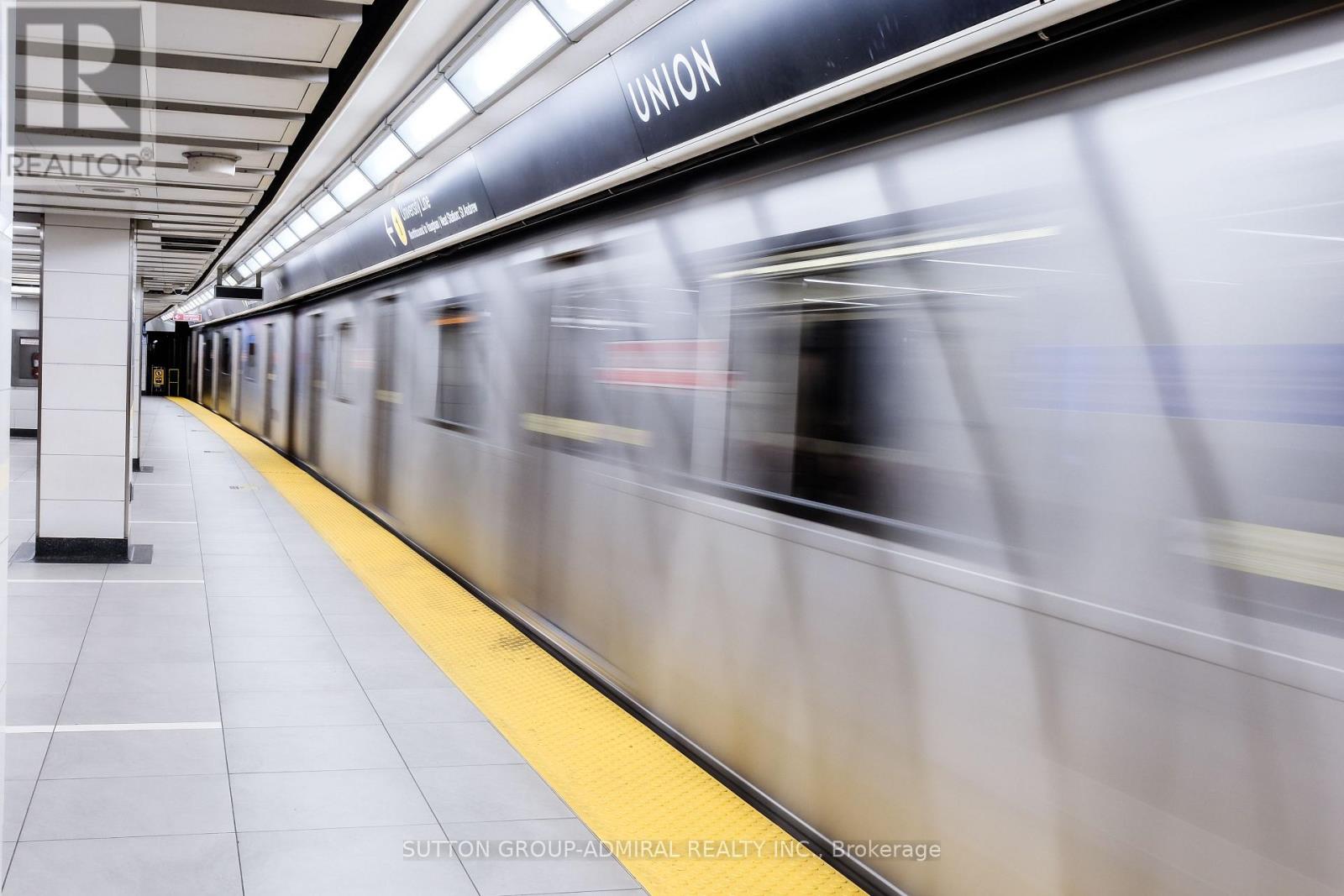 4908 - 12 York Street, Toronto (Waterfront Communities), Ontario  M5J 0A9 - Photo 18 - C12693676