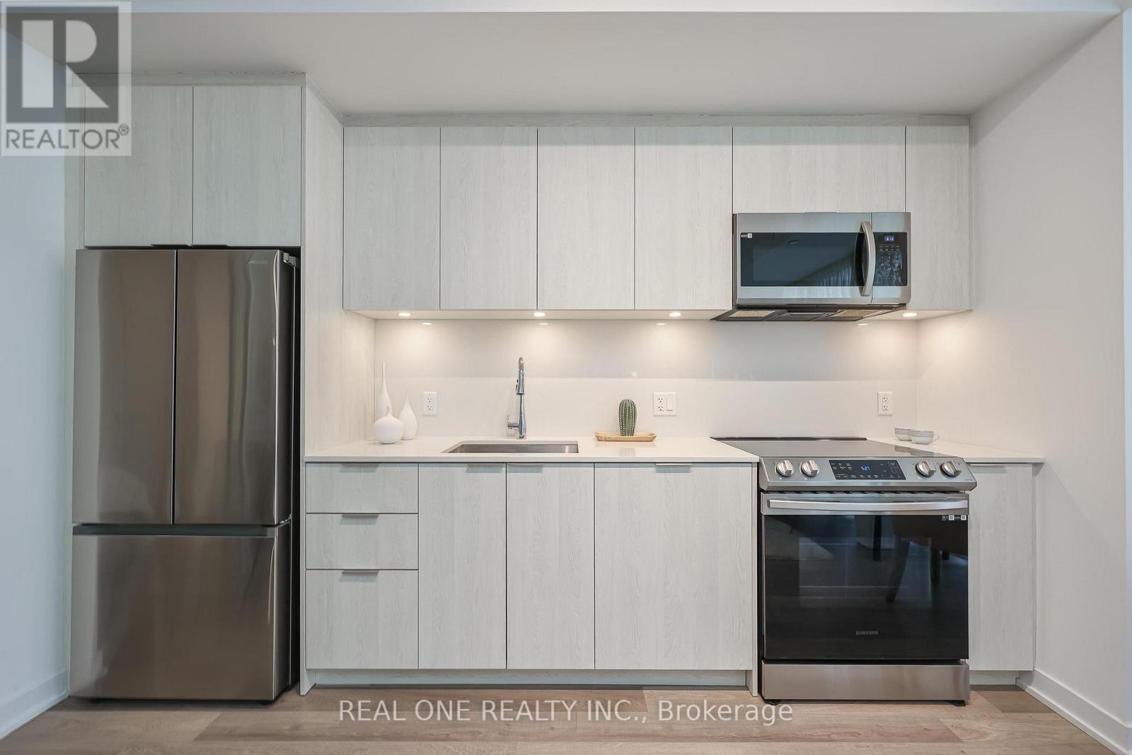 3401 - 357 King Street W, Toronto, Ontario  M5V 0S7 - Photo 16 - C12693724