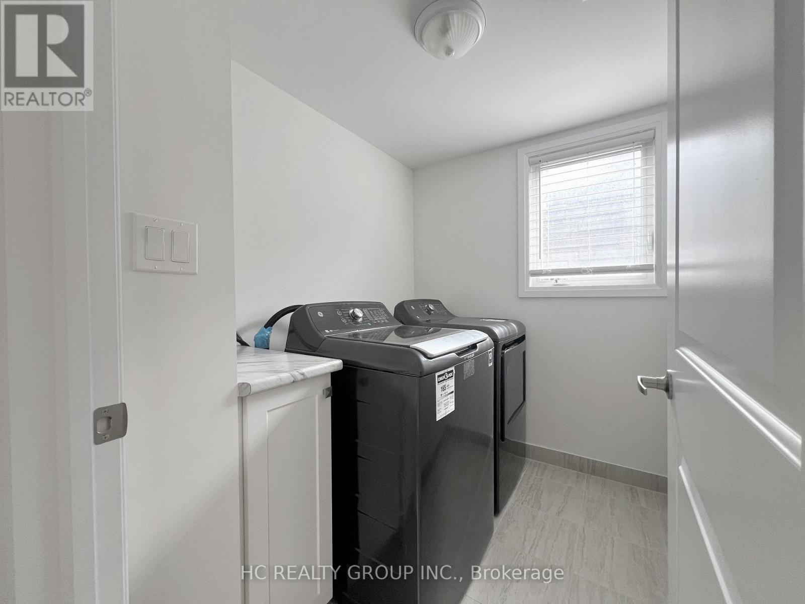 142 Moneypenny Place, Vaughan (Beverley Glen), Ontario  L4J 0L1 - Photo 22 - N12693684