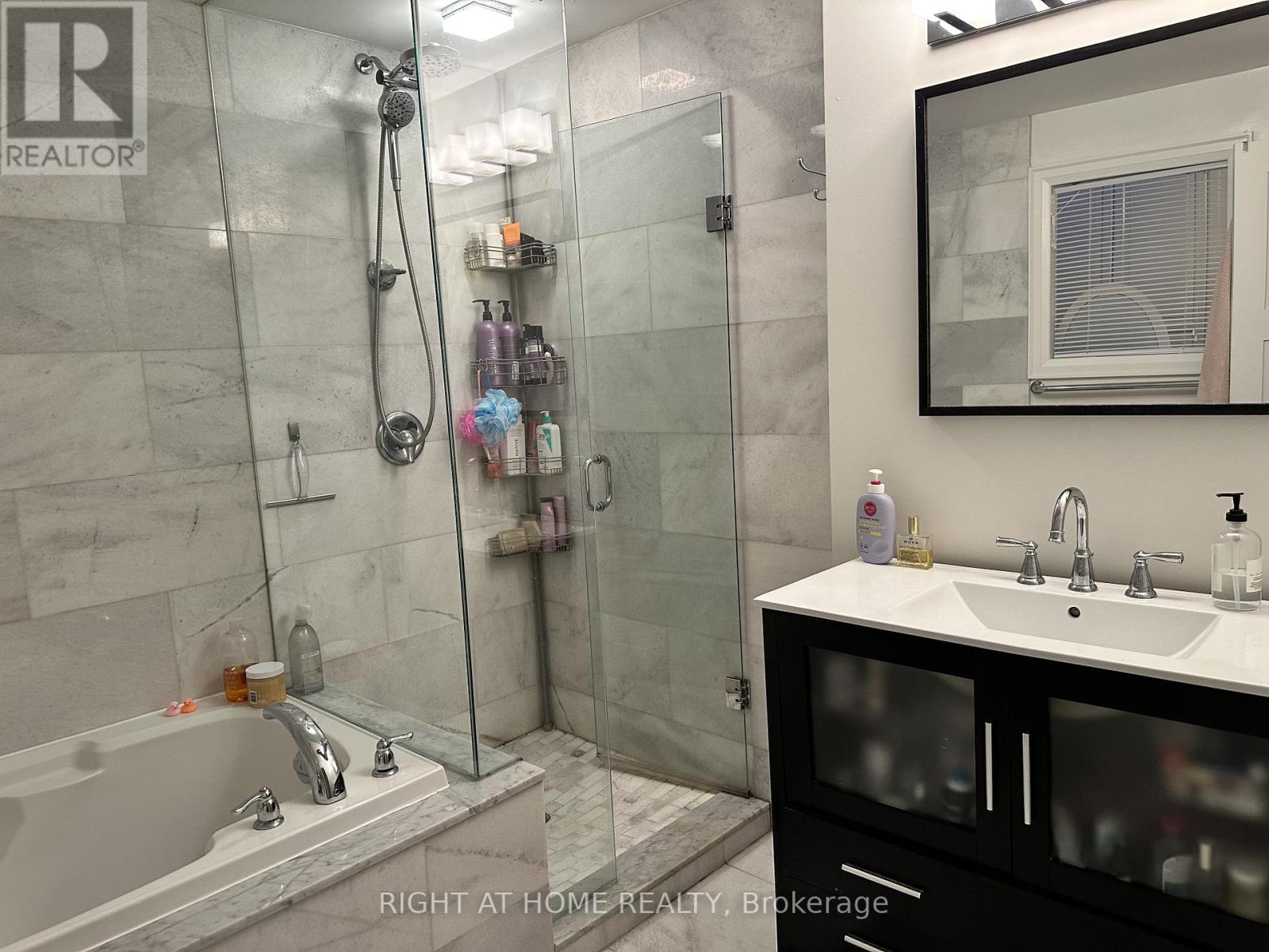 Ph16 - 20 Glebe Road W, Toronto, Ontario  M5P 1C9 - Photo 47 - C12693646