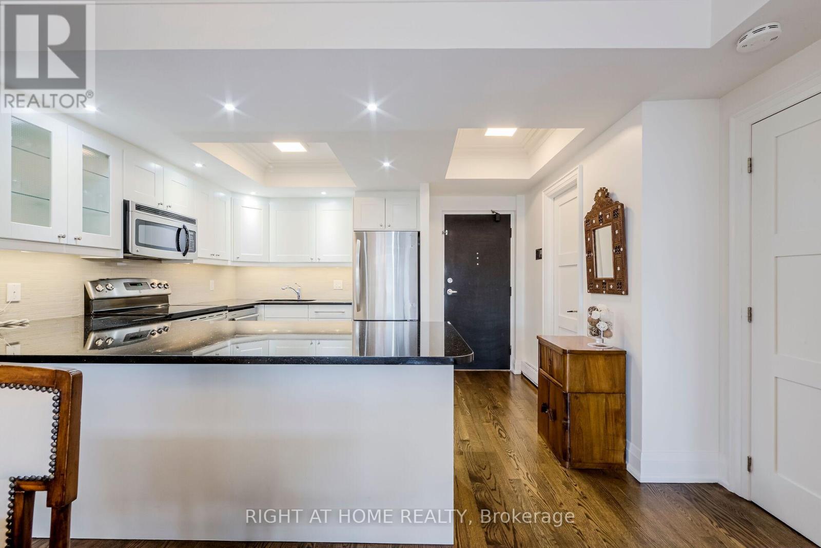 Ph16 - 20 Glebe Road W, Toronto, Ontario  M5P 1C9 - Photo 7 - C12693646