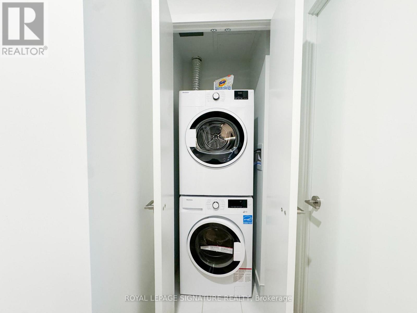 620 - 1 Fairview Road E, Mississauga (Mississauga Valleys), Ontario  L5A 4C6 - Photo 10 - W12693658