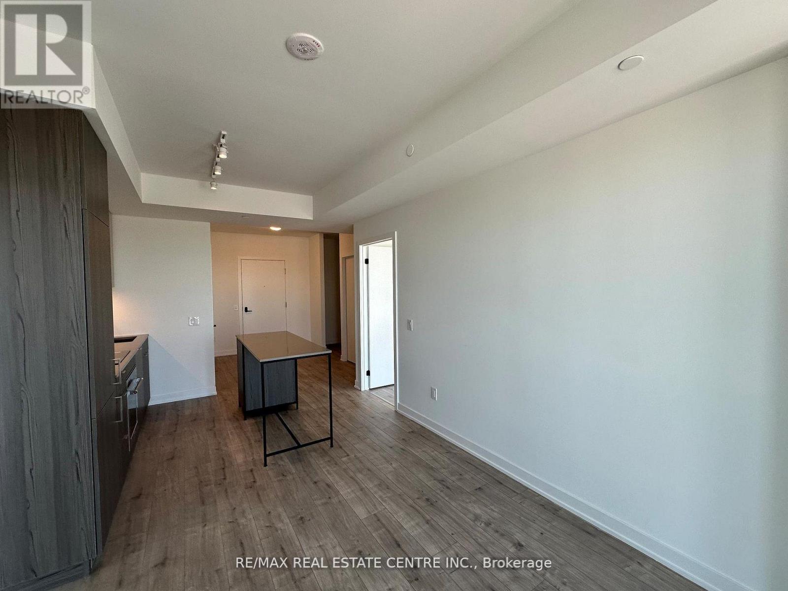 1002 - 220 Missinnihe Way, Mississauga (Port Credit), Ontario  L5H 0A9 - Photo 7 - W12693690