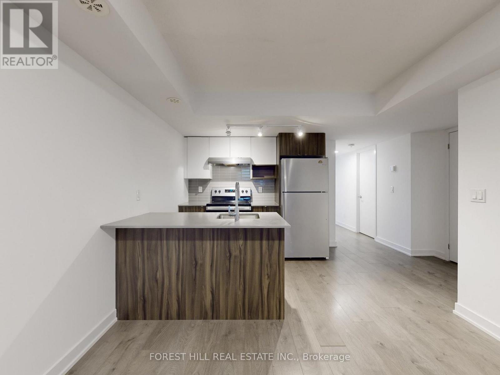 110 - 1135 Cooke Boulevard, Burlington, Ontario  L7T 4A8 - Photo 12 - W12693692