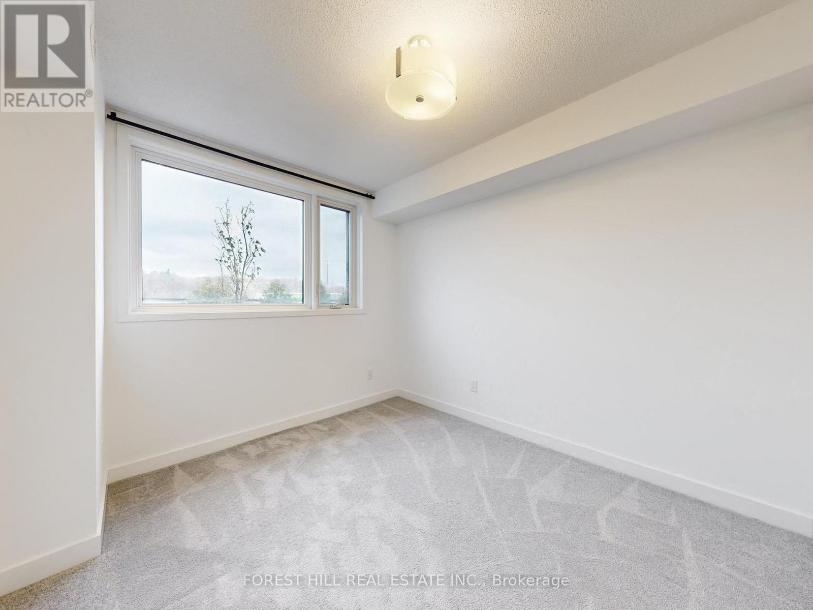 110 - 1135 Cooke Boulevard, Burlington, Ontario  L7T 4A8 - Photo 27 - W12693692