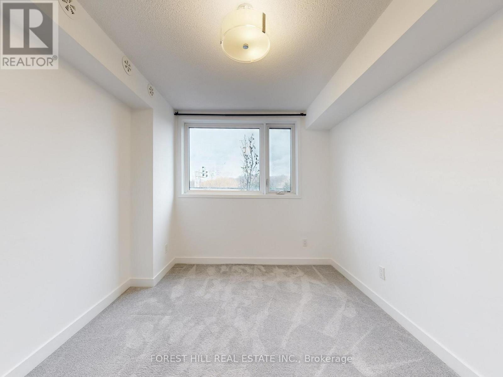 110 - 1135 Cooke Boulevard, Burlington, Ontario  L7T 4A8 - Photo 28 - W12693692