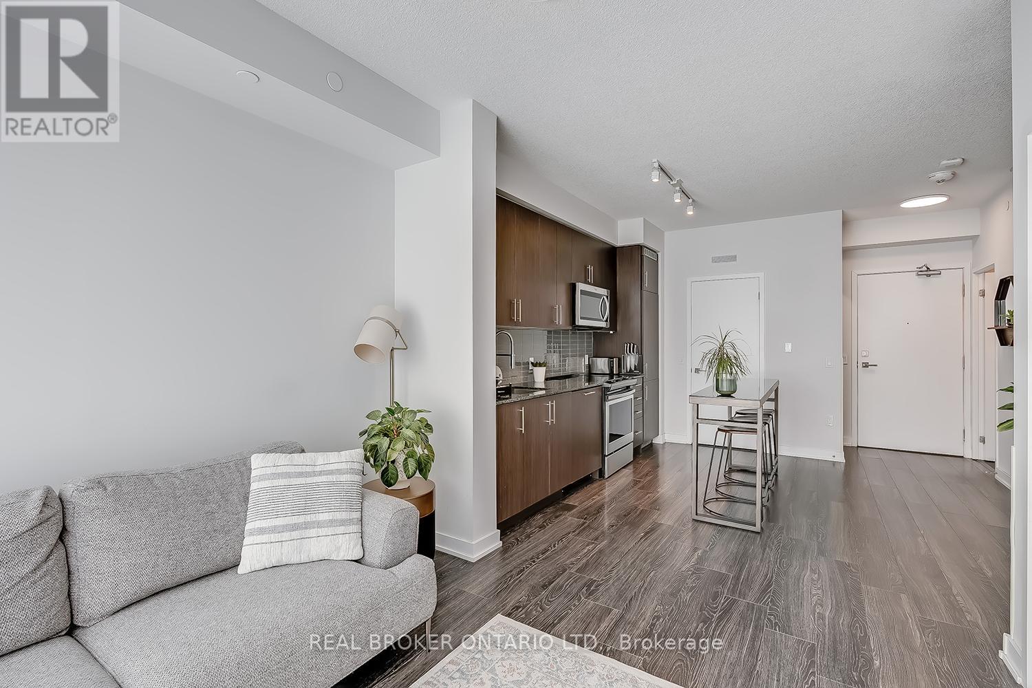 1808 - 4085 Parkside Village Drive, Mississauga, Ontario  L5B 0K9 - Photo 13 - W12693706