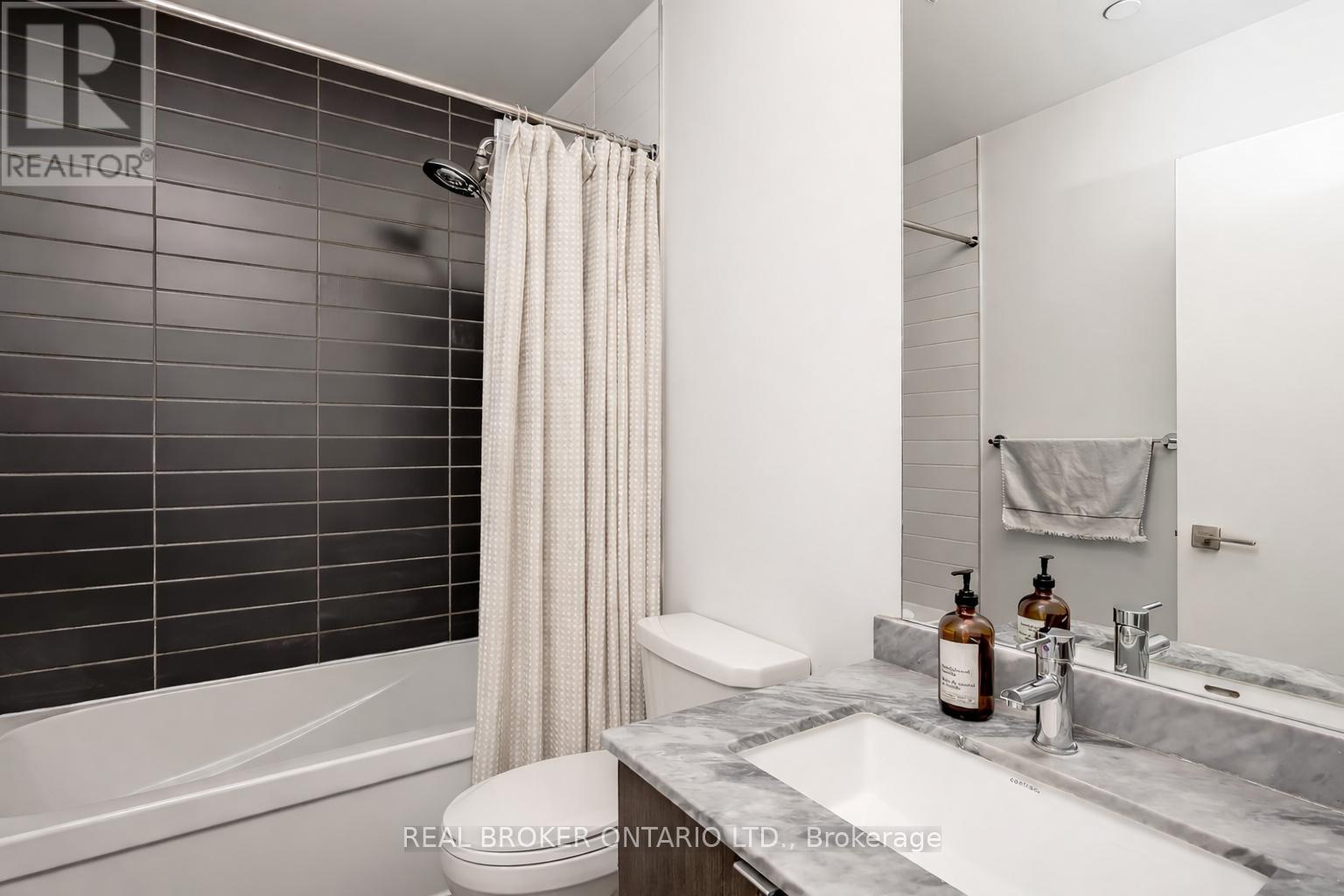 1808 - 4085 Parkside Village Drive, Mississauga, Ontario  L5B 0K9 - Photo 21 - W12693706