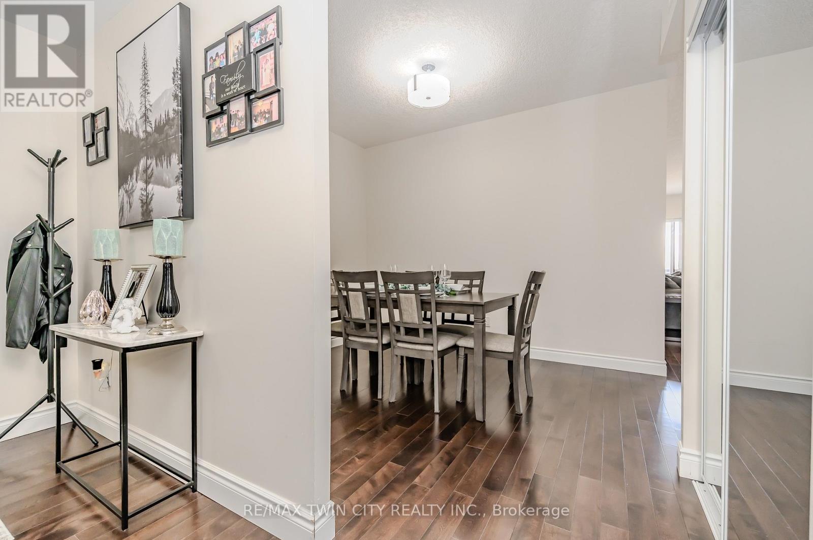 807 - 170 Water Street N, Cambridge, Ontario  N1R 3B6 - Photo 11 - X12693668