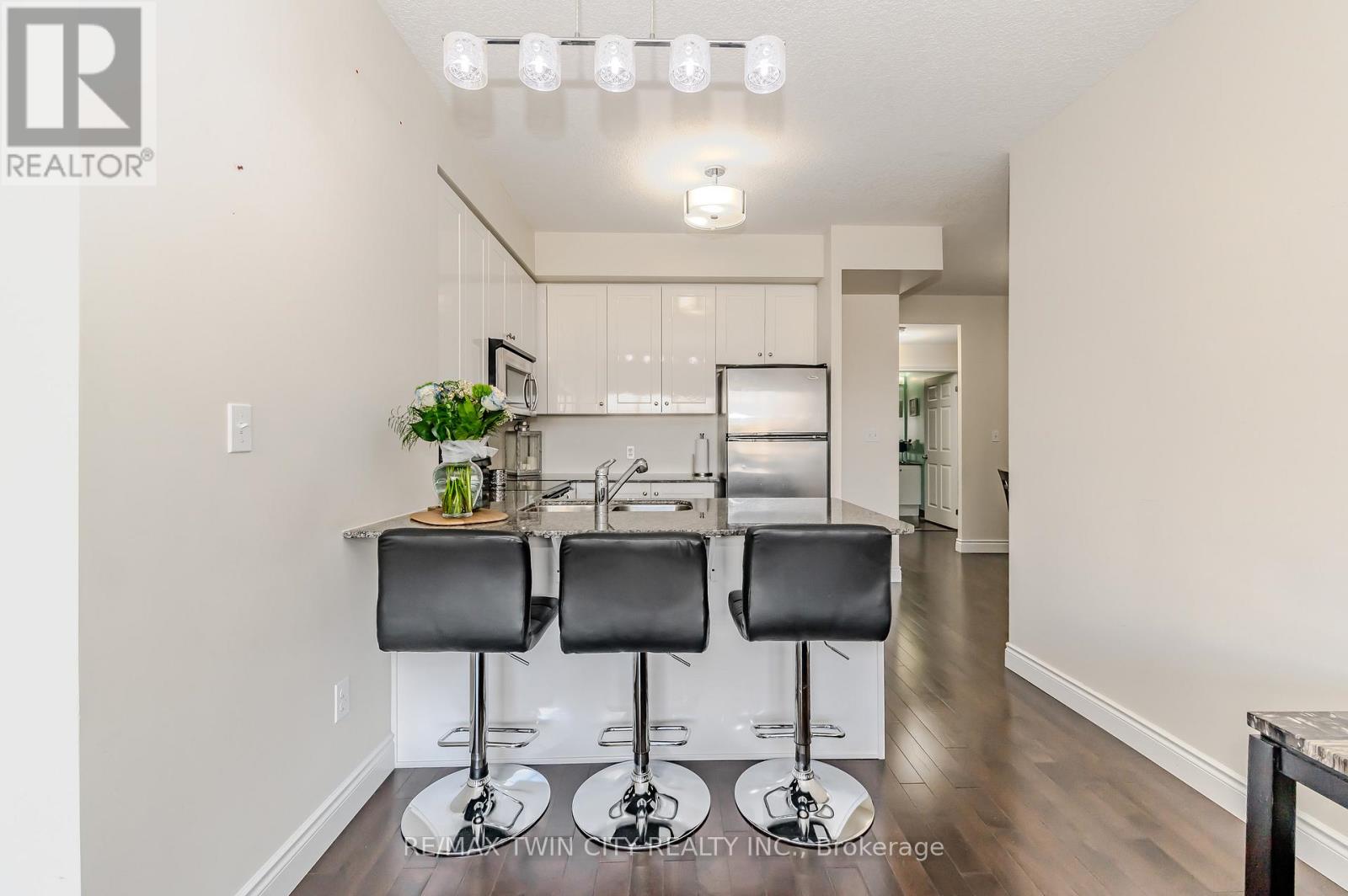 807 - 170 Water Street N, Cambridge, Ontario  N1R 3B6 - Photo 17 - X12693668