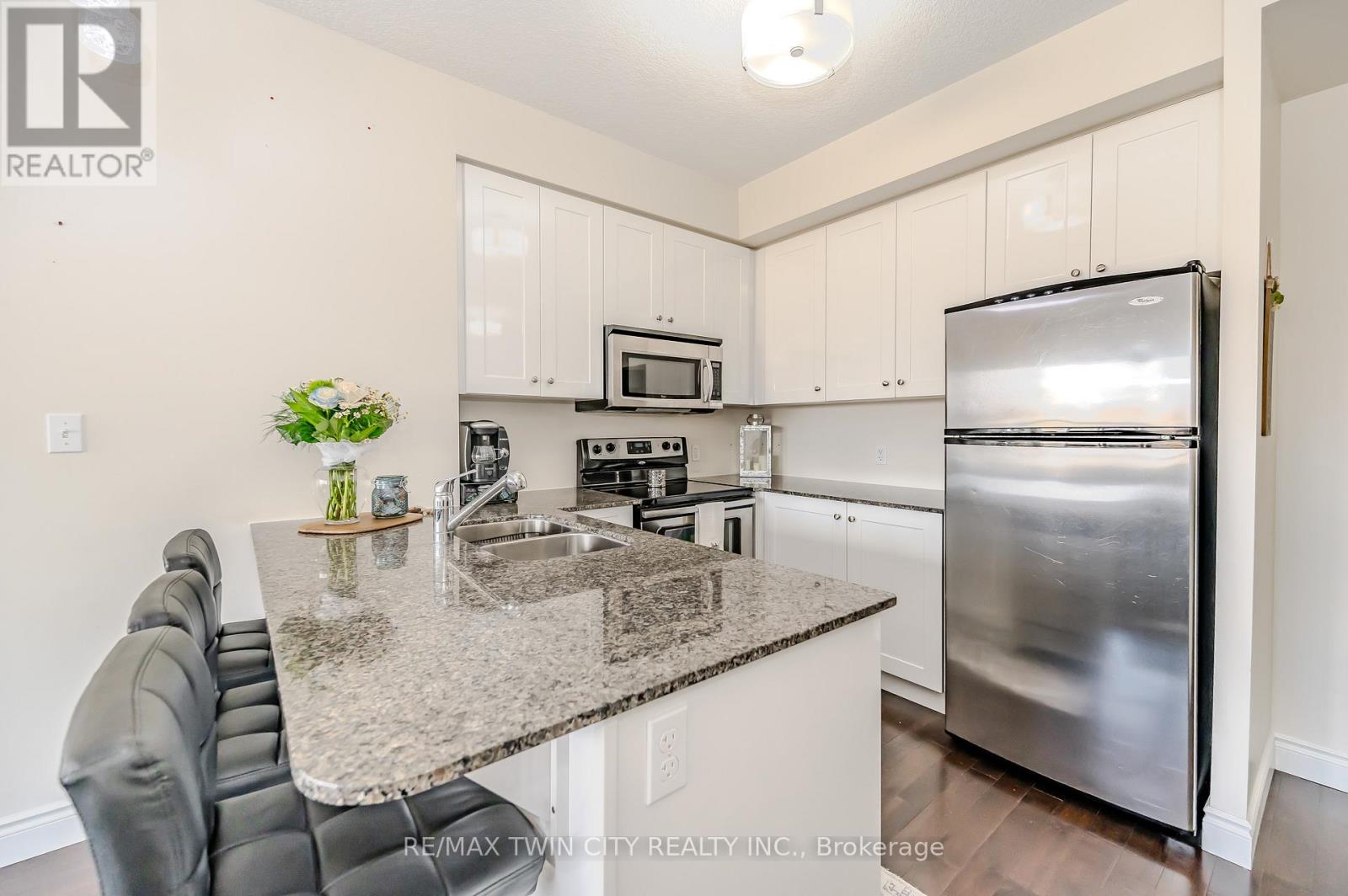 807 - 170 Water Street N, Cambridge, Ontario  N1R 3B6 - Photo 19 - X12693668