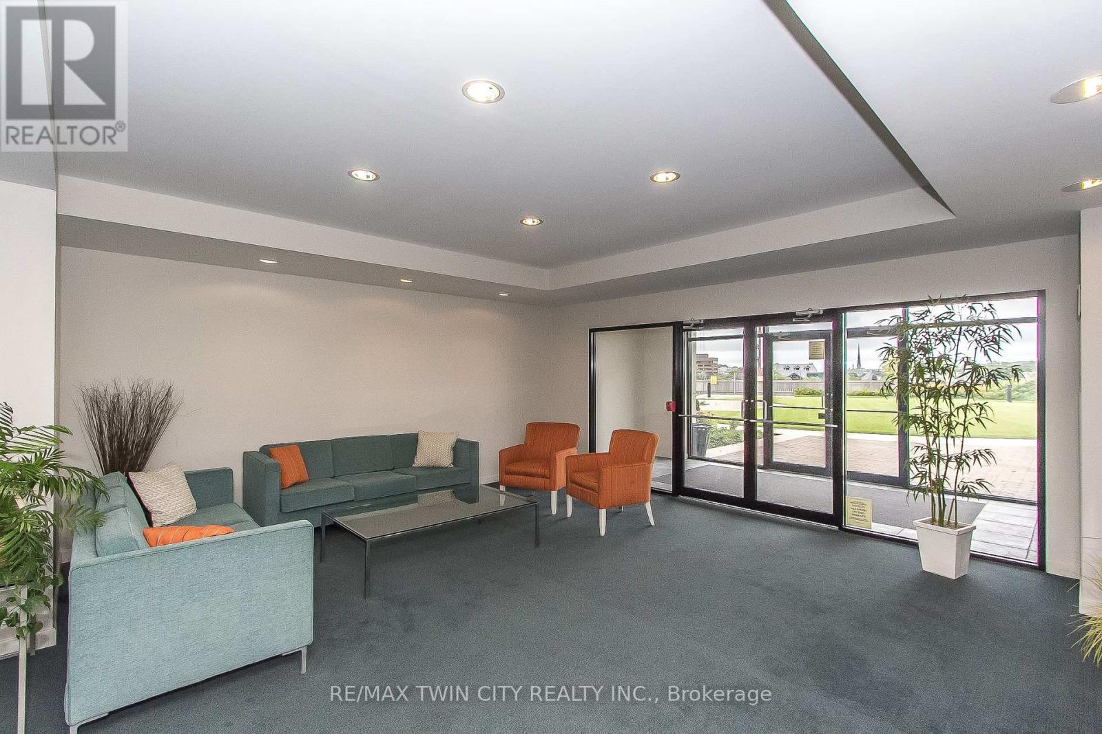 807 - 170 Water Street N, Cambridge, Ontario  N1R 3B6 - Photo 43 - X12693668