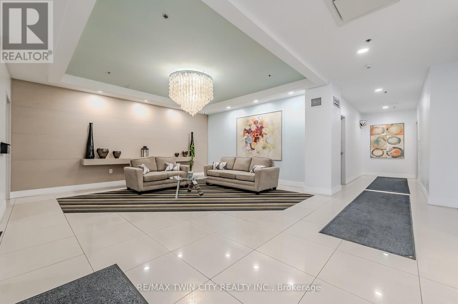 807 - 170 Water Street N, Cambridge, Ontario  N1R 3B6 - Photo 5 - X12693668