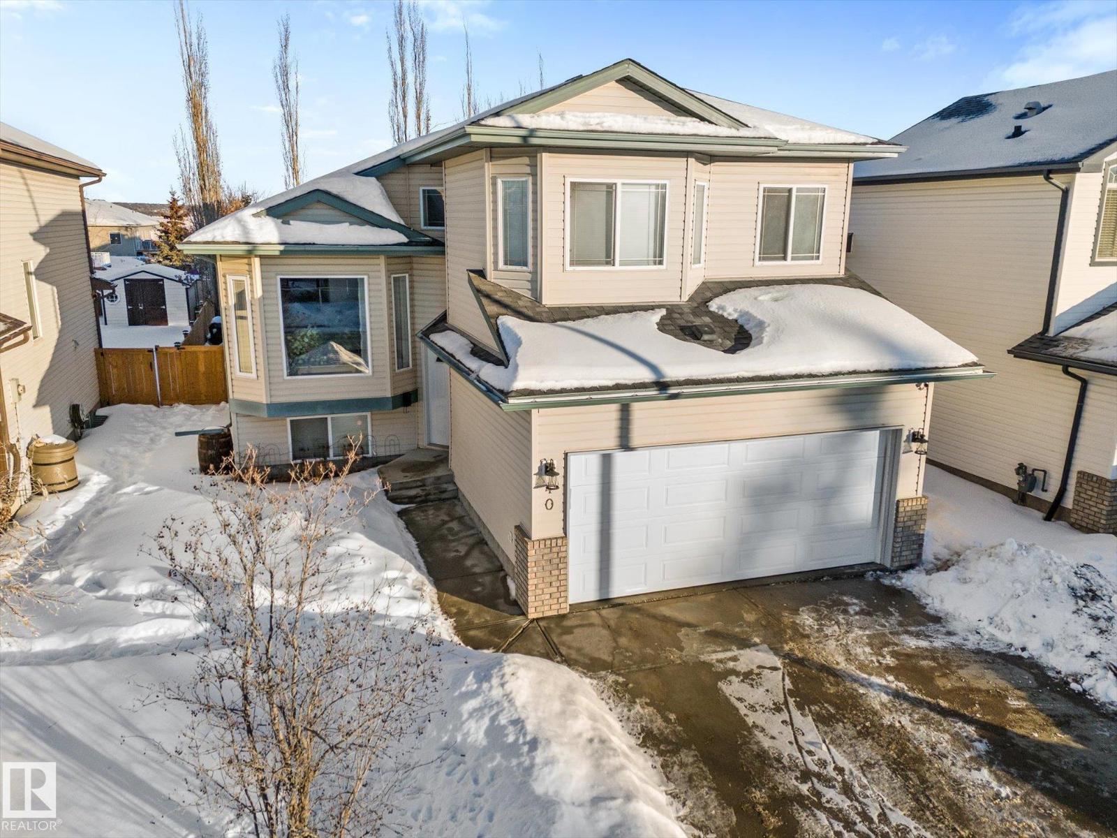 40 DEER PARK BV, Spruce Grove, Alberta