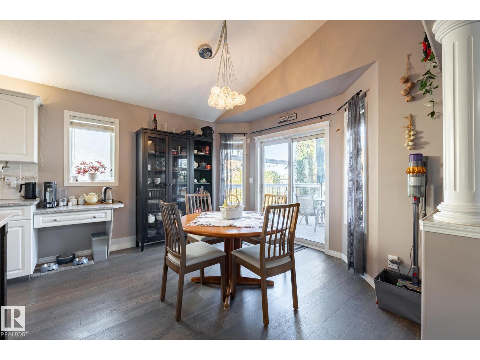 40 Deer Park Bv, Spruce Grove, Alberta  T7X 3J6 - Photo 9 - E4469936